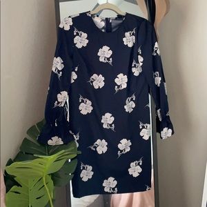 Banana Republic PETITE Floral Tie dress